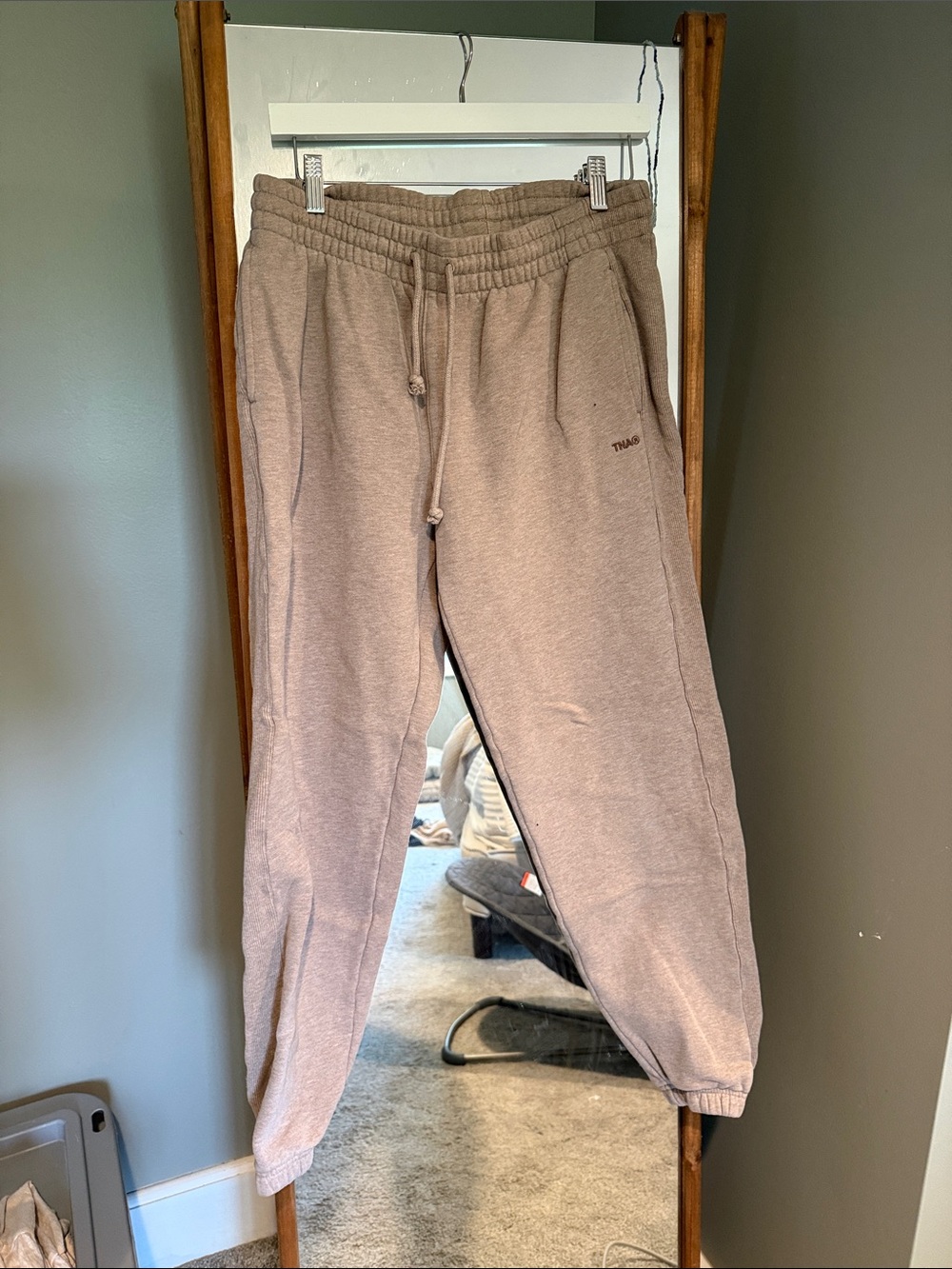 Aritzia TNA  Taupe Drawstring Joggers - Relaxed Fit